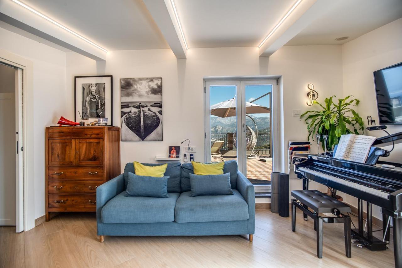 Caruso Private Heated Pool & Sea View Sorrente