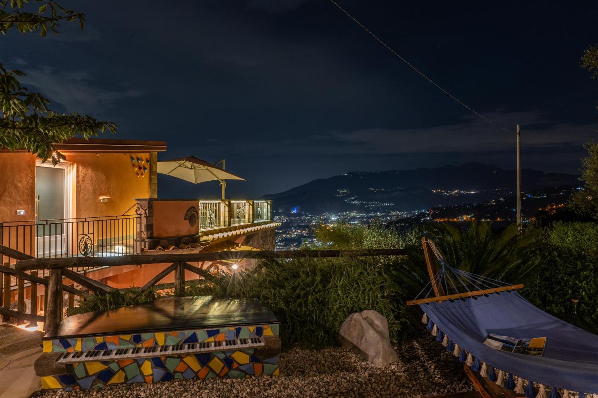 Caruso Private Heated Pool & Sea View * Sorrente